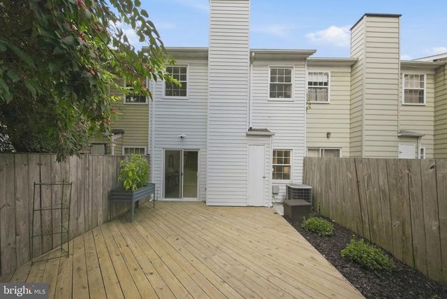 9943 CAPPERTON DR, Oakton, VA 22124