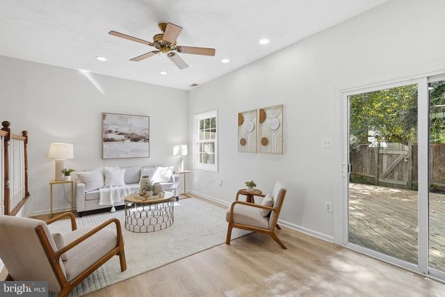 9943 CAPPERTON DR, Oakton, VA 22124
