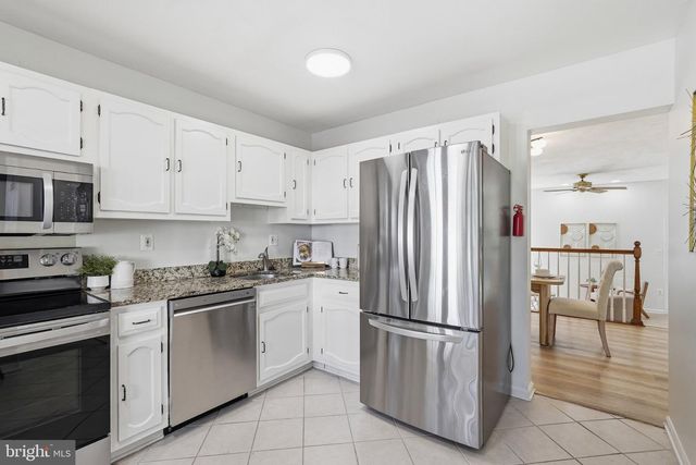 9943 CAPPERTON DR, Oakton, VA 22124