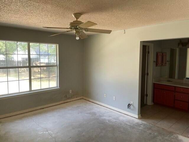 326 Riverchase Boulevard, Crestview, FL 32536