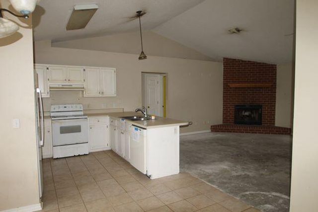 326 Riverchase Boulevard, Crestview, FL 32536