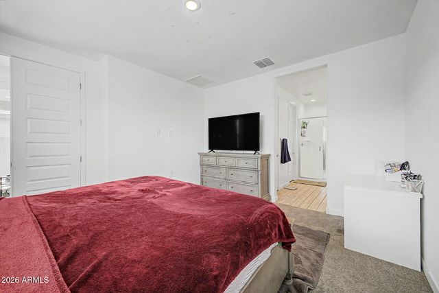 2979 E YUMA Avenue, Apache Junction, AZ 85119