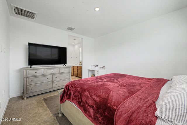 2979 E YUMA Avenue, Apache Junction, AZ 85119