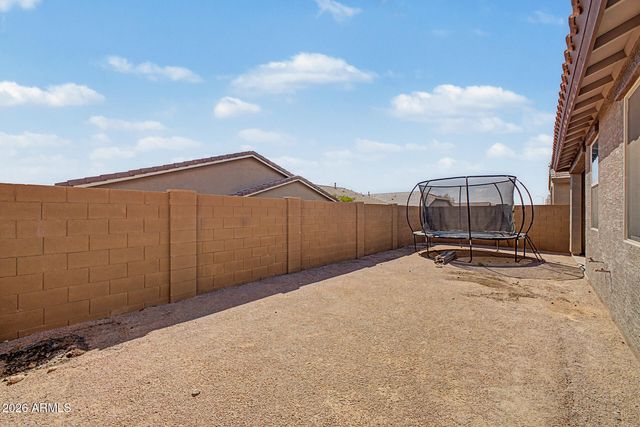 2979 E YUMA Avenue, Apache Junction, AZ 85119