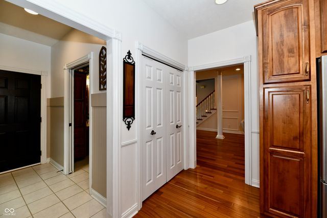 2080 Fairway Lakes Drive, Franklin, IN 46131