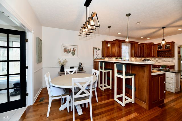 2080 Fairway Lakes Drive, Franklin, IN 46131