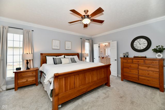 2080 Fairway Lakes Drive, Franklin, IN 46131