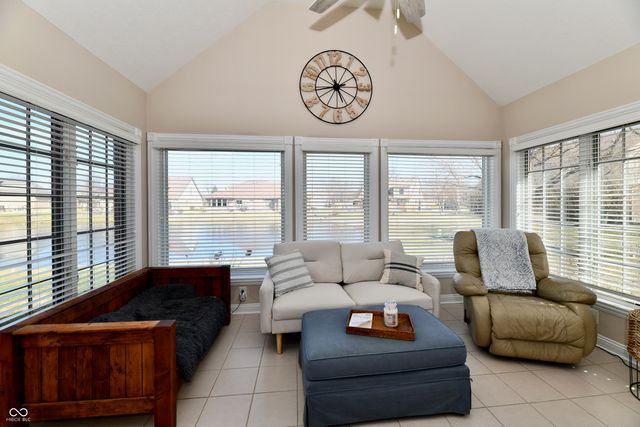 2080 Fairway Lakes Drive, Franklin, IN 46131