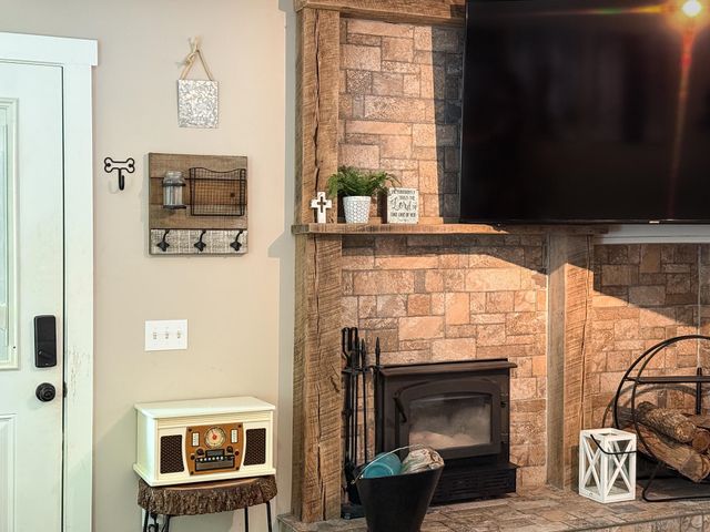 323 DEER TRAIL DR, Greenville, VA 24440