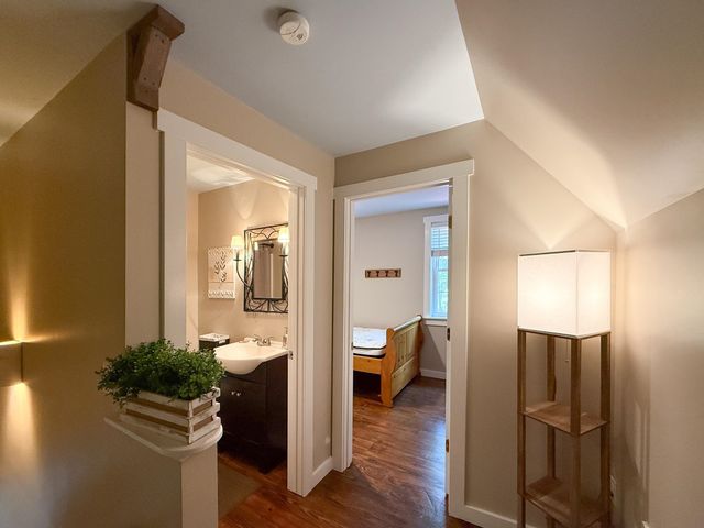 323 DEER TRAIL DR, Greenville, VA 24440