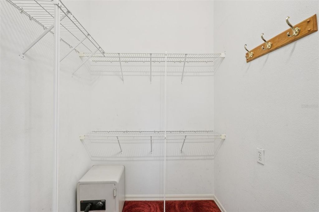 Image 18 of property listing at 774 PLANTERS MANOR WAY, Bradenton, FL 34212