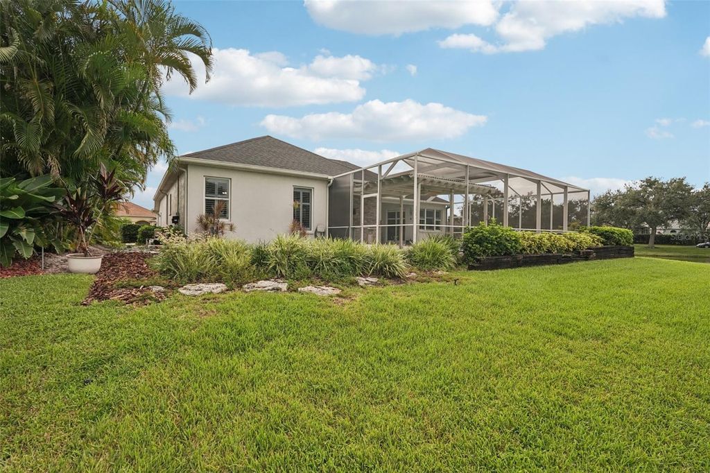 Image 30 of property listing at 774 PLANTERS MANOR WAY, Bradenton, FL 34212