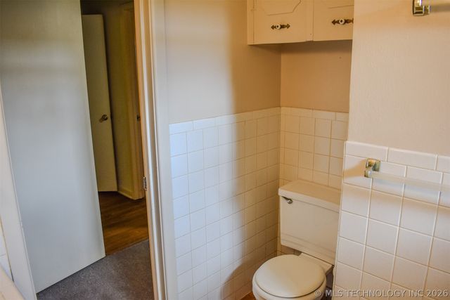 1414 E Kirk Street, Hugo, OK 74743