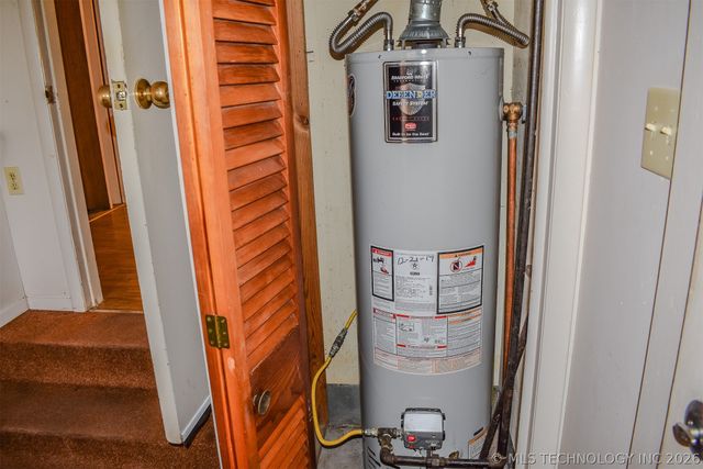 1414 E Kirk Street, Hugo, OK 74743