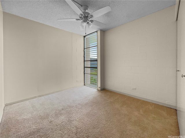 46-255 Kahuhipa Street A301, Kaneohe, HI 96744