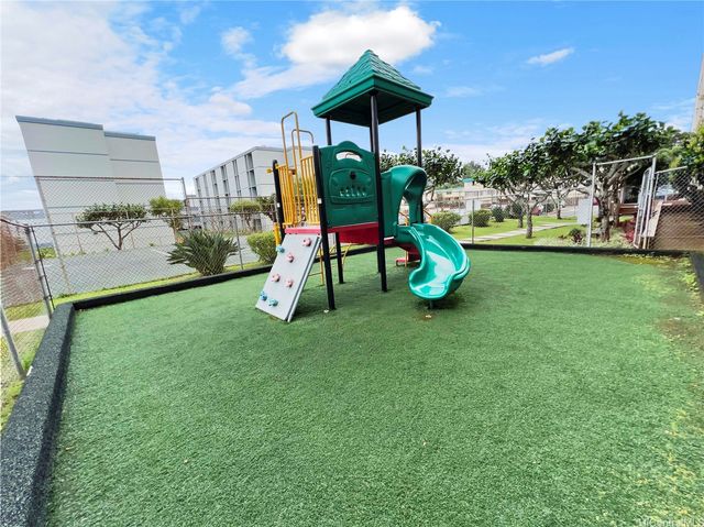46-255 Kahuhipa Street A301, Kaneohe, HI 96744