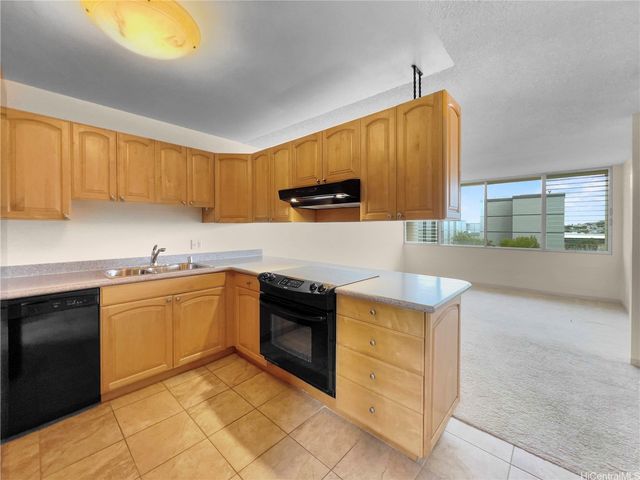 46-255 Kahuhipa Street A301, Kaneohe, HI 96744