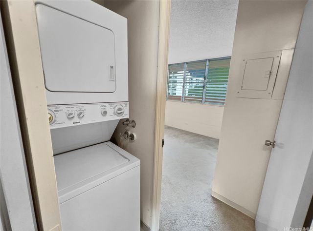 46-255 Kahuhipa Street A301, Kaneohe, HI 96744