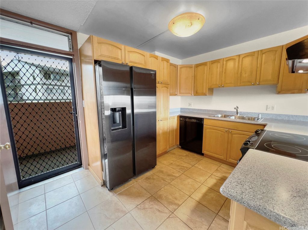 46-255 Kahuhipa Street A301, Kaneohe, HI 96744