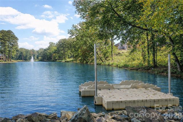 111 River Birch Lane, Matthews, NC 28104
