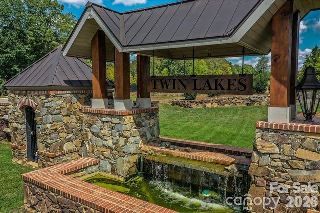 111 River Birch Lane, Matthews, NC 28104