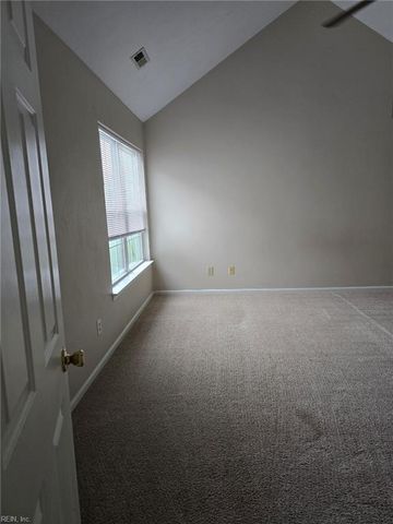 1110 Carriage CT, Chesapeake, VA 23322