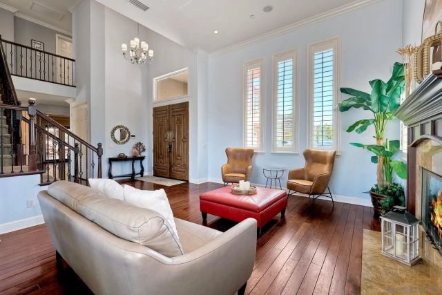 15068 Creek Hills Rd, El Cajon, CA 92021