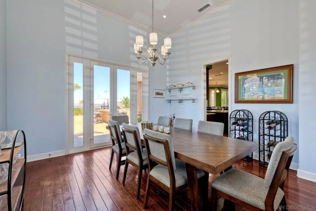 15068 Creek Hills Rd, El Cajon, CA 92021