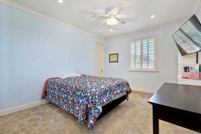 15068 Creek Hills Rd, El Cajon, CA 92021