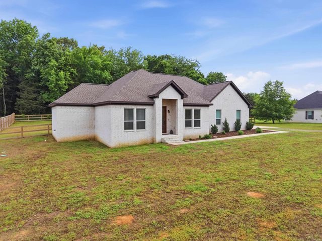 8 Diamond Ice Ln, Greenbrier, AR 72058