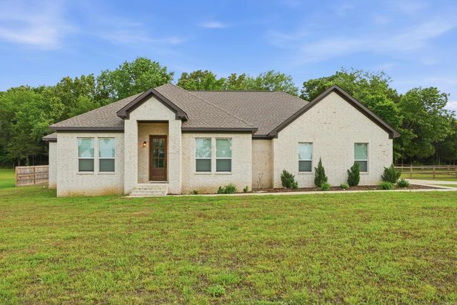 8 Diamond Ice Ln, Greenbrier, AR 72058