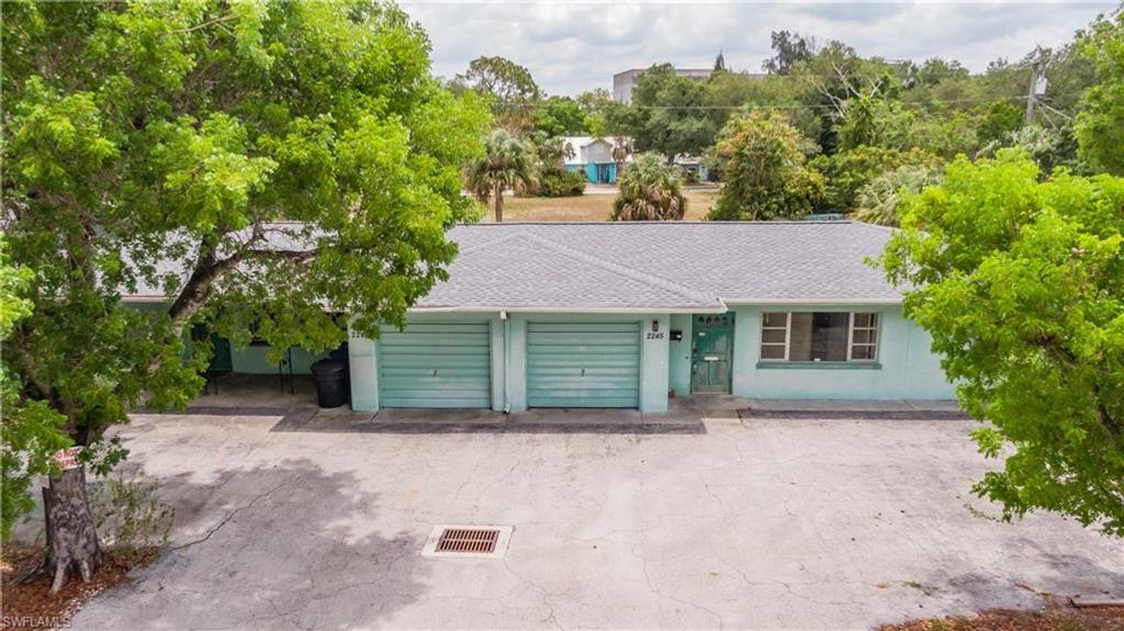 2243/2245 Altamont AVE, FORT MYERS, FL 33901 — photo 3