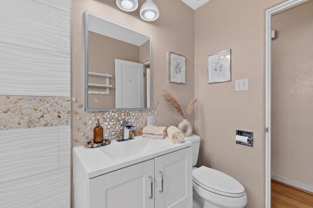 5417 Granite Avenue NE, Albuquerque, NM 87110