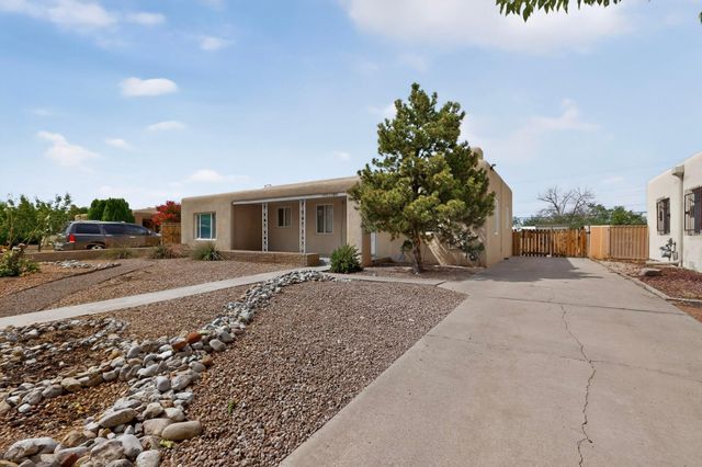 5417 Granite Avenue NE, Albuquerque, NM 87110