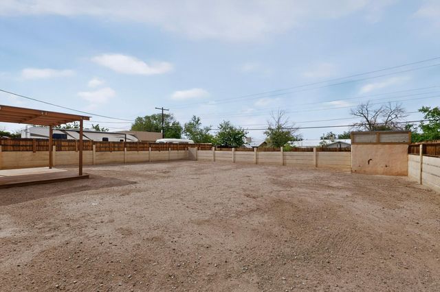 5417 Granite Avenue NE, Albuquerque, NM 87110