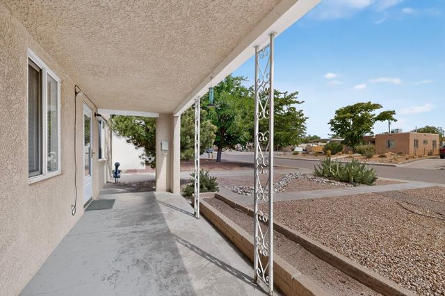 5417 Granite Avenue NE, Albuquerque, NM 87110