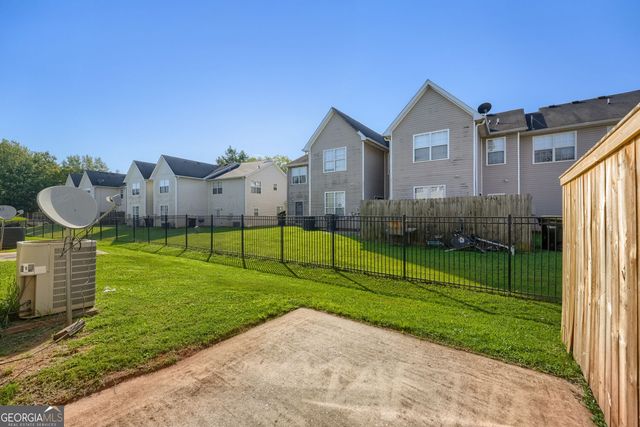 2266 Nicole Drive, Hampton, GA 30228