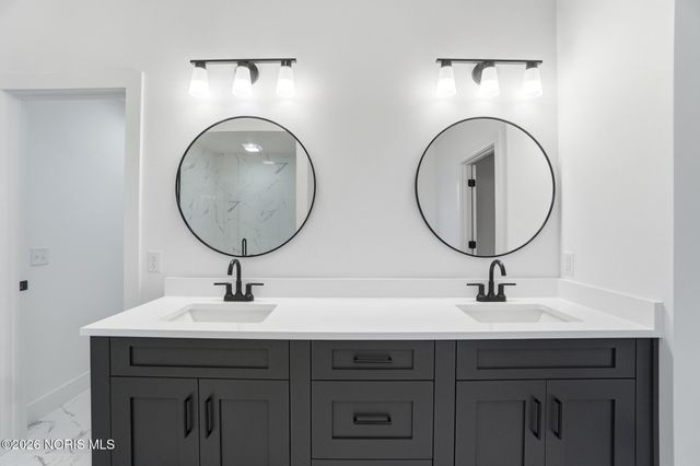 11 Hawthorne Crossing, Perrysburg, OH 43551