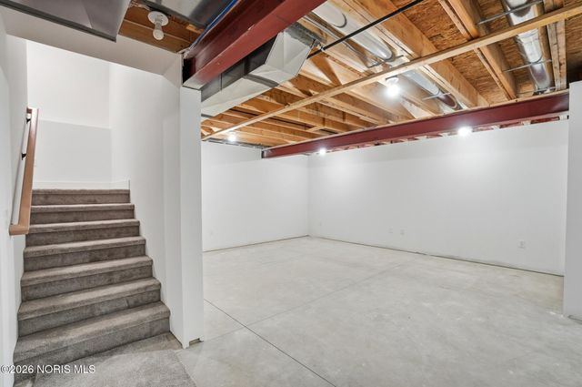 11 Hawthorne Crossing, Perrysburg, OH 43551