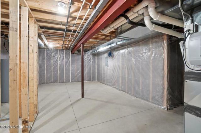 11 Hawthorne Crossing, Perrysburg, OH 43551