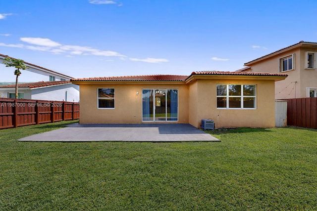 2014 NE 38th Rd 2014, Homestead, FL 33033