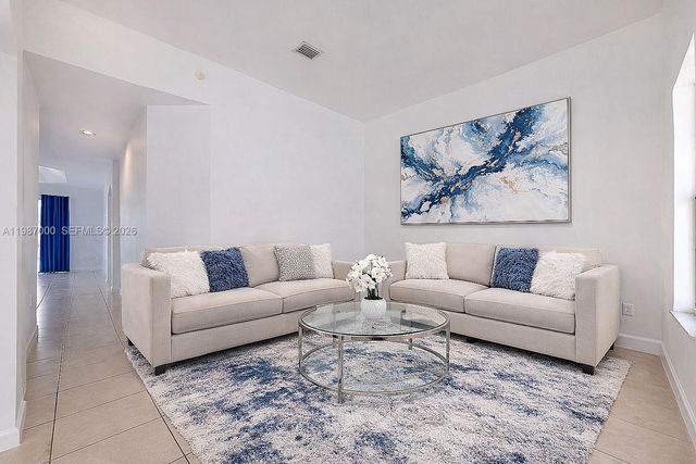 2014 NE 38th Rd 2014, Homestead, FL 33033