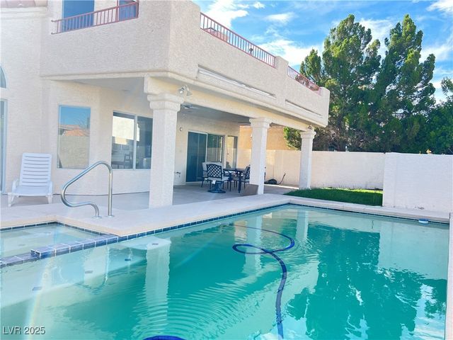 3216 Flagstaff Court, Las Vegas, NV 89117