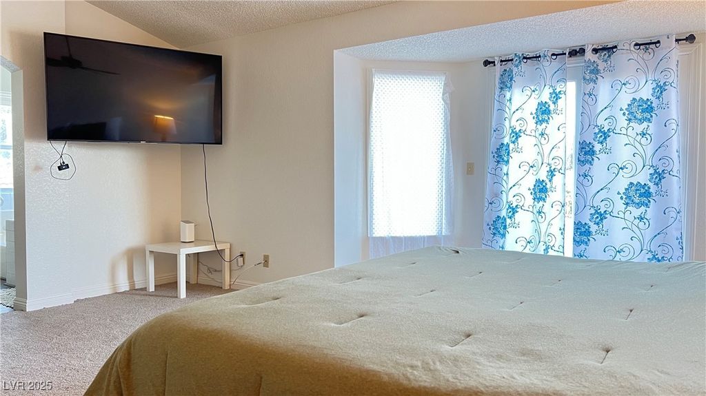 3216 Flagstaff Court, Las Vegas, NV 89117