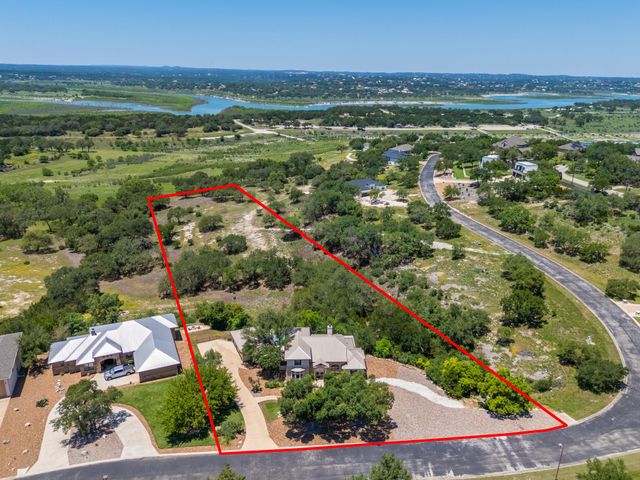 1121 Kings Cove DR, Canyon Lake, TX 78133