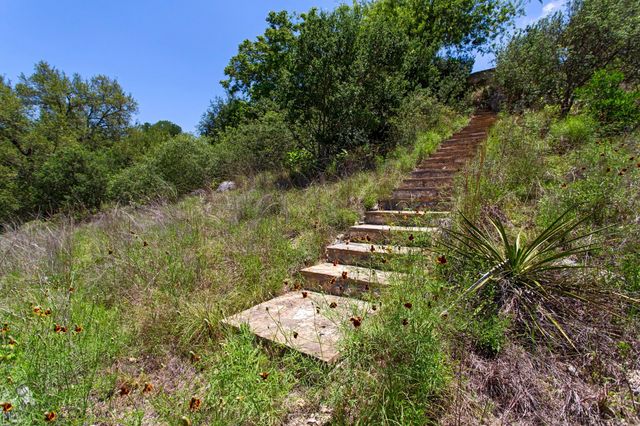 1121 Kings Cove DR, Canyon Lake, TX 78133
