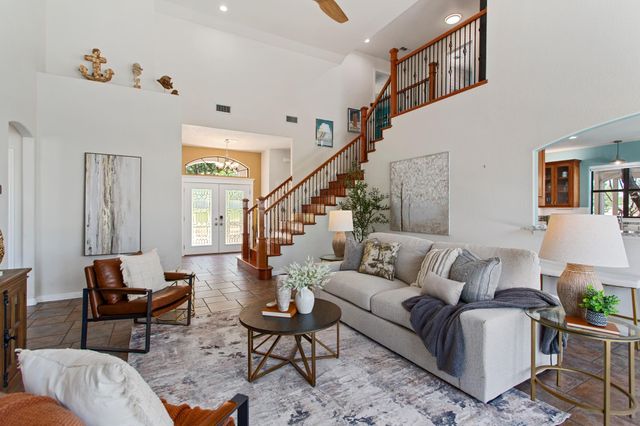 1121 Kings Cove DR, Canyon Lake, TX 78133