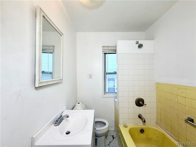 154 Bickford Avenue, Buffalo, NY 14215