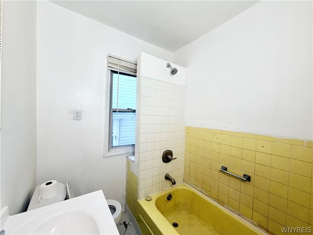 154 Bickford Avenue, Buffalo, NY 14215