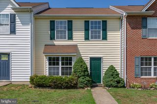 327 ELLERY CT, Fredericksburg, VA 22408
